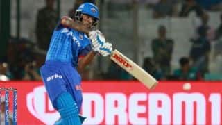 हैदराबाद ने टॉस जीता, दिल्‍ली को पहले बल्‍लेबाजी के लिए बुलाया